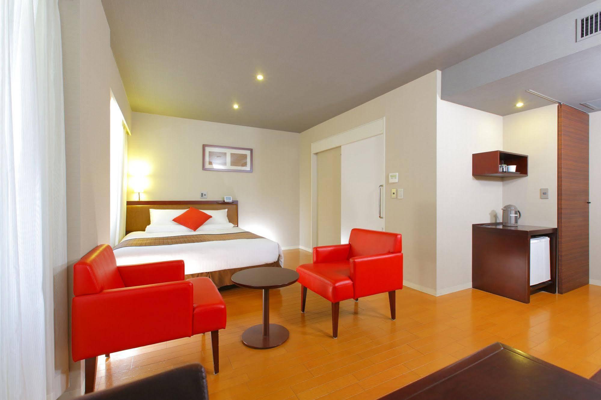 Hotel Mystays Fukuoka Tenjin 3*